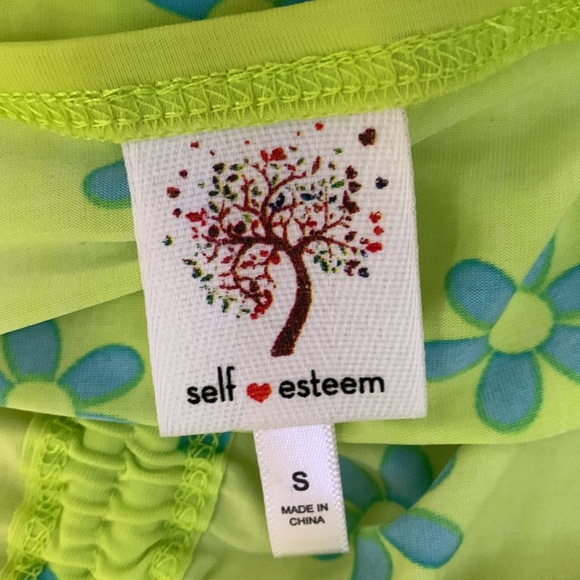 Colorful flower pattern crop top - Picture 3 of 3